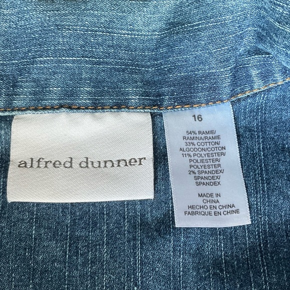 Alfred Dunner Embroidered Denim Jean Shirt Jacket Floral - Picture 8 of 9
